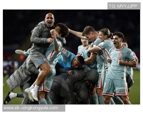 西甲联赛频现球场侮辱事件巴萨西蒙尼及多名裁判遭波及